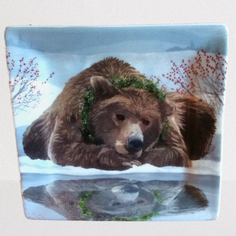 Paperproducts Bear Reflected Square Plate Two Can Art Design Nature Inspired